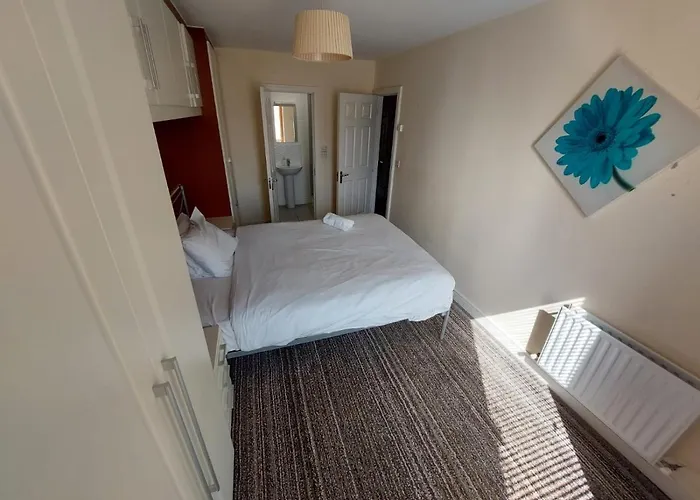 D13 Self Catering Townhouse